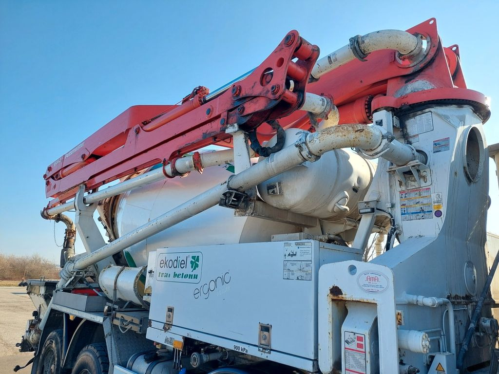 Mixer pump truck Mercedes-Benz Actros 4141 BB Putzmeister M24-3 Mercedes-Benz Actros 4141 BB Putzmeister M24-3: picture 8 Mixer pump truck Mercedes-Benz Actros 4141 BB Putzmeister M24-3 Mercedes-Benz Actros 4141 BB Putzmeister M24-3: picture 8