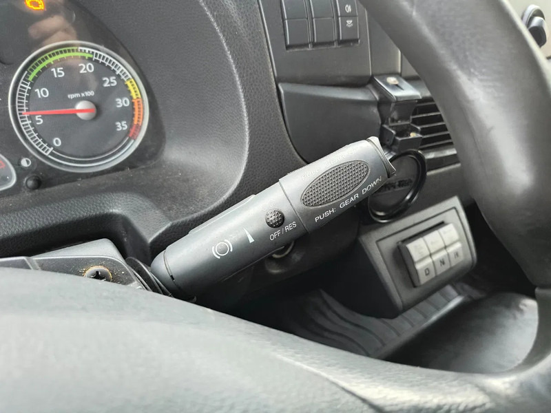 Box truck Iveco EuroCargo 120 E22 EEV SIDE PORT + D'HOLLANDIA LIFT 2000 KG: picture 10 Box truck Iveco EuroCargo 120 E22 EEV SIDE PORT + D'HOLLANDIA LIFT 2000 KG: picture 10