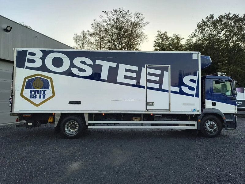 MAN TGM 18.250 2 COMP THERMOKING - 2000KG DHOLLANDIA - Refrigerator truck: picture 4 MAN TGM 18.250 2 COMP THERMOKING - 2000KG DHOLLANDIA - Refrigerator truck: picture 4