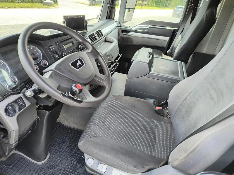 Tank truck for transportation of food MAN TGS 33.440 ECOVRAC 8X4 - RETARDER: picture 9 Tank truck for transportation of food MAN TGS 33.440 ECOVRAC 8X4 - RETARDER: picture 9