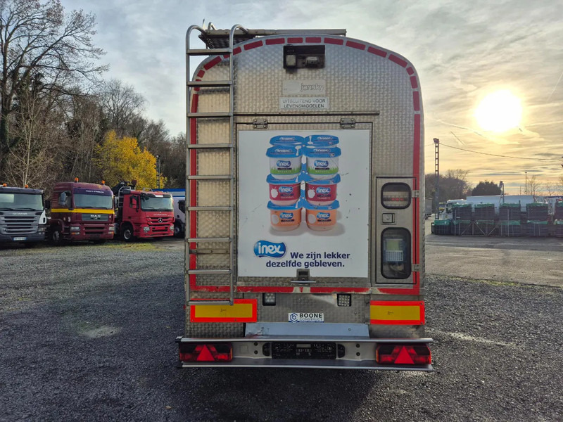 Mafa 30 000L INSULATED INOX TANK - 3 COMP - PUMP - Tank semi-trailer: picture 4 Mafa 30 000L INSULATED INOX TANK - 3 COMP - PUMP - Tank semi-trailer: picture 4