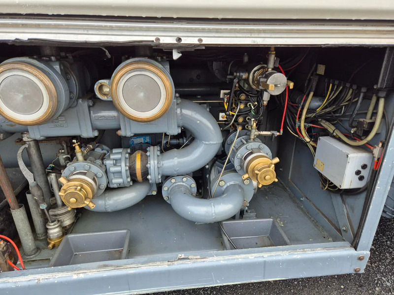 Tank truck for transportation of fuel Scania P270 FUEL / CARBURANT 14000L - 4 COMP: picture 17 Tank truck for transportation of fuel Scania P270 FUEL / CARBURANT 14000L - 4 COMP: picture 17