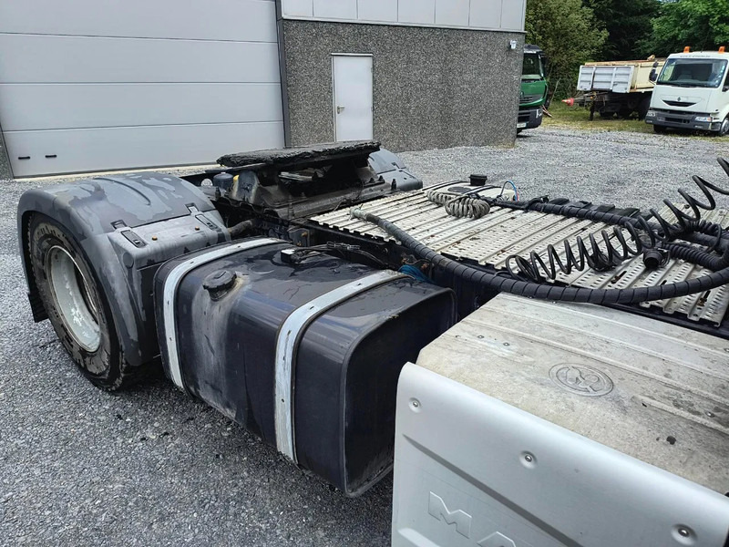 Tractor unit MAN TGX 18.420 RETARDER - AIRCO - TIPPER HYDRAULICS: picture 9