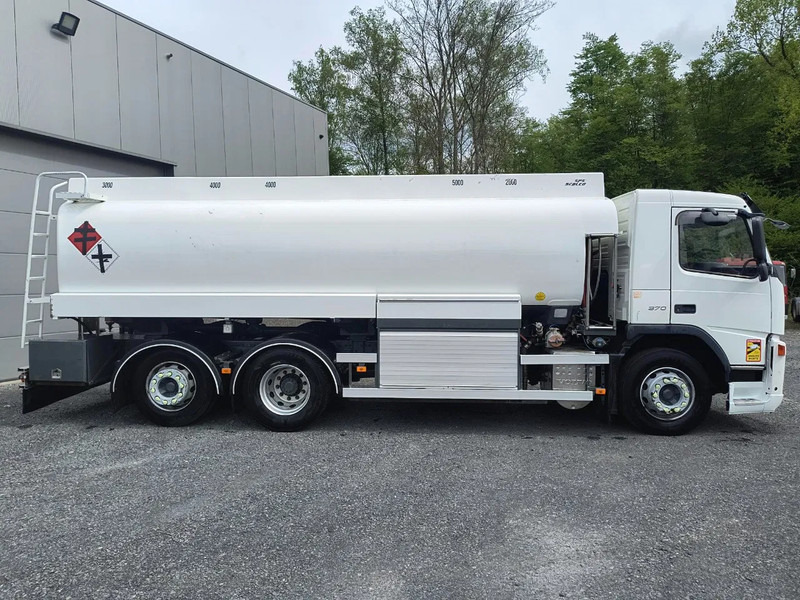 Volvo FM 370 18000L FUEL/CARBURANT - 5 COMP - Tank truck: picture 4 Volvo FM 370 18000L FUEL/CARBURANT - 5 COMP - Tank truck: picture 4