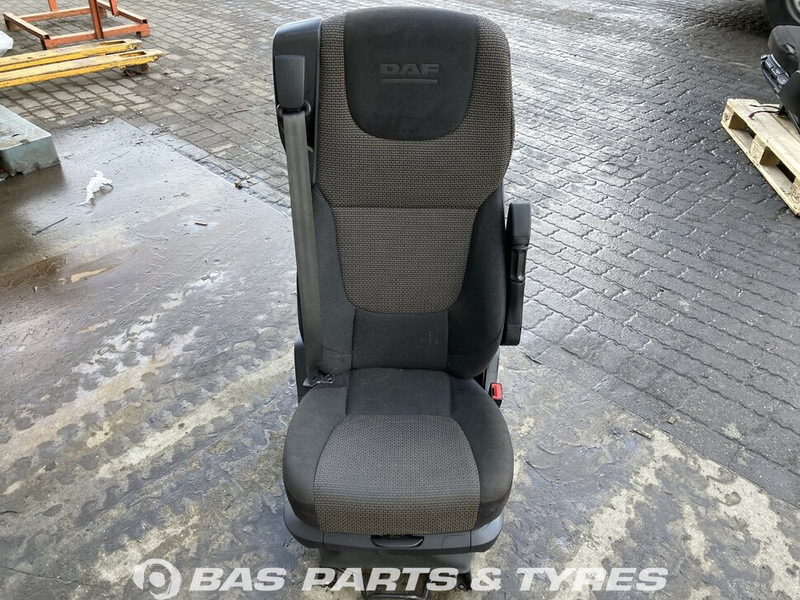 DAF CF Euro 6 - Seat for Truck: picture 1 DAF CF Euro 6 - Seat for Truck: picture 1