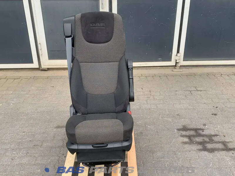 DAF CF Euro 6 - Seat for Truck: picture 1 DAF CF Euro 6 - Seat for Truck: picture 1