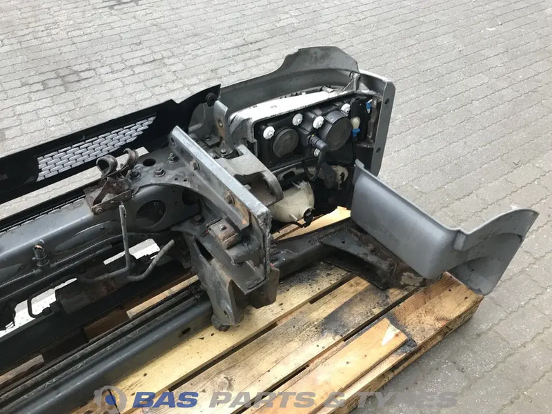 DAF LF Euro 6 Bumper DAF 1706977 - Bumper for Truck: picture 5 DAF LF Euro 6 Bumper DAF 1706977 - Bumper for Truck: picture 5