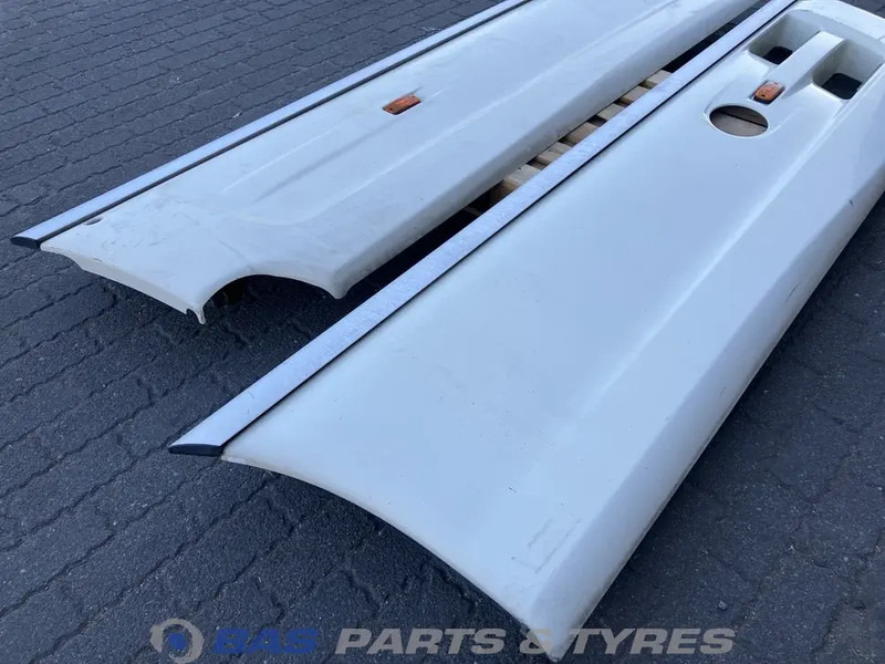 DAF XF105 Sideskirt Set DAF 1655062 - Body and exterior for Truck: picture 3 DAF XF105 Sideskirt Set DAF 1655062 - Body and exterior for Truck: picture 3