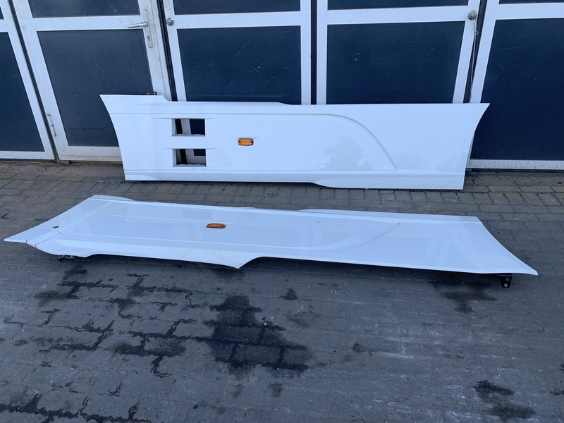 DAF XF106 - Body and exterior for Truck: picture 1 DAF XF106 - Body and exterior for Truck: picture 1