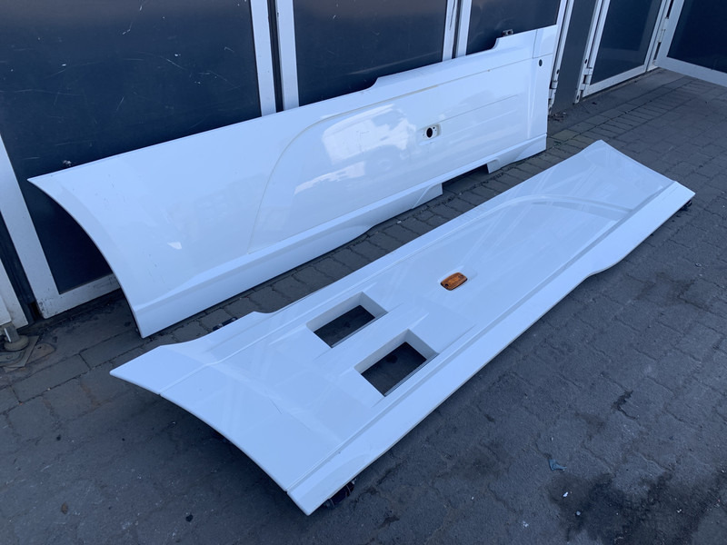DAF XF106 - Body and exterior for Truck: picture 2 DAF XF106 - Body and exterior for Truck: picture 2