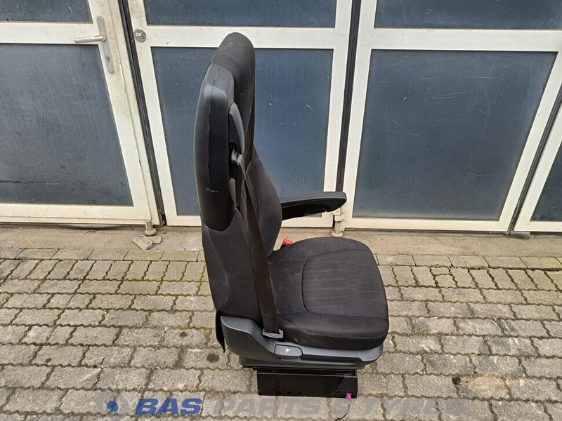 DAF XF106 - Seat for Truck: picture 4 DAF XF106 - Seat for Truck: picture 4