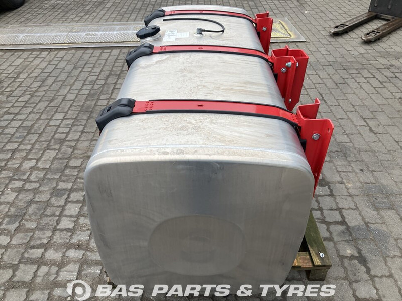 MAN - Fuel tank for Truck: picture 2 MAN - Fuel tank for Truck: picture 2