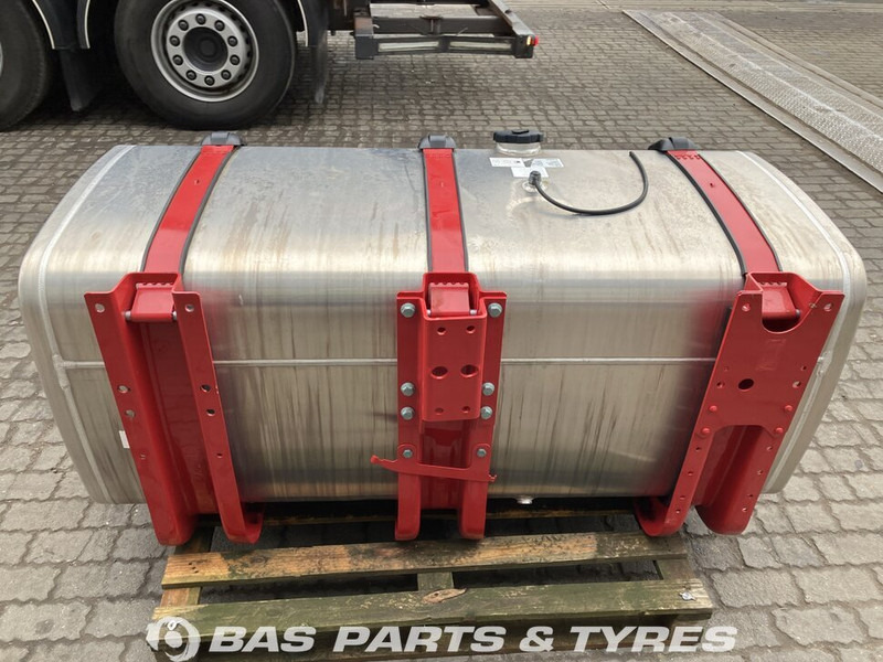 MAN - Fuel tank for Truck: picture 3 MAN - Fuel tank for Truck: picture 3