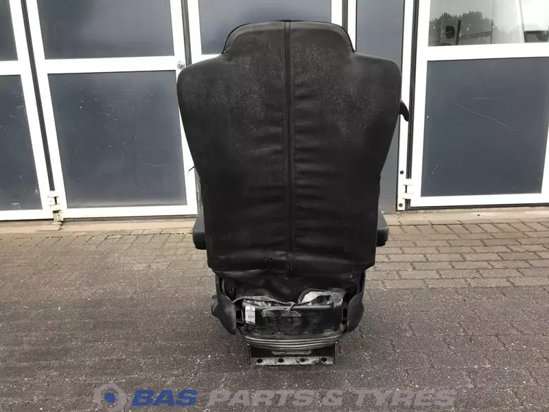 Mercedes-Benz Actros MP4 - Seat for Truck: picture 3 Mercedes-Benz Actros MP4 - Seat for Truck: picture 3