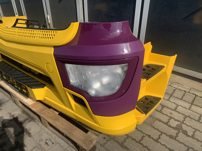 Mercedes-Benz Antos MP4 Bumper Mercedes A 960 310 23 22 - Bumper for Truck: picture 2 Mercedes-Benz Antos MP4 Bumper Mercedes A 960 310 23 22 - Bumper for Truck: picture 2