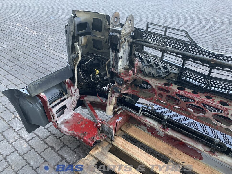 Mercedes-Benz Antos MP4 Bumper Mercedes A 960 880 63 72 - Bumper for Truck: picture 4 Mercedes-Benz Antos MP4 Bumper Mercedes A 960 880 63 72 - Bumper for Truck: picture 4