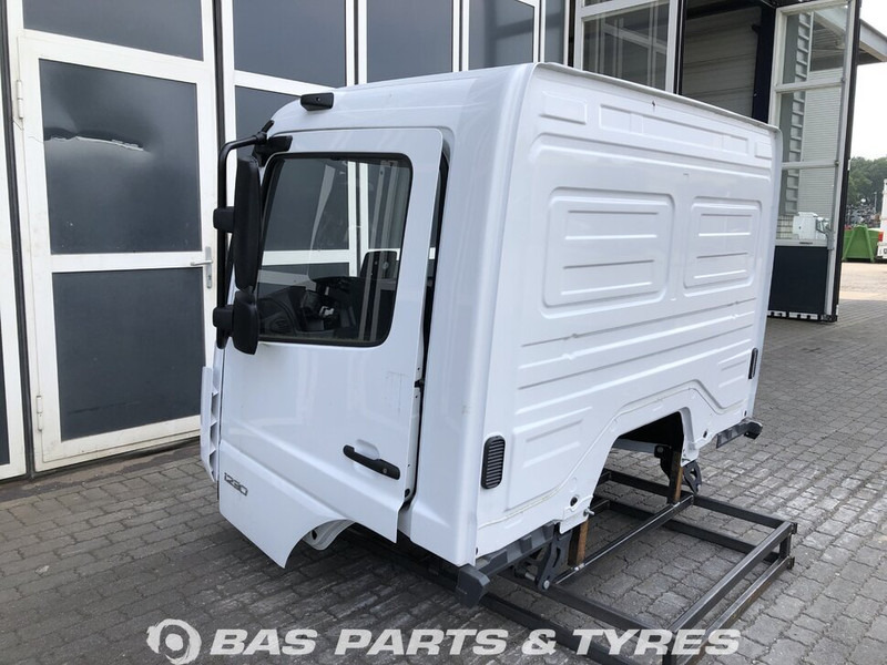 Mercedes-Benz Atego MP4 Mercedes ClassicSpace S-cab L1H1 A 973 600 00 20 - Cab and interior for Truck: picture 3 Mercedes-Benz Atego MP4 Mercedes ClassicSpace S-cab L1H1 A 973 600 00 20 - Cab and interior for Truck: picture 3