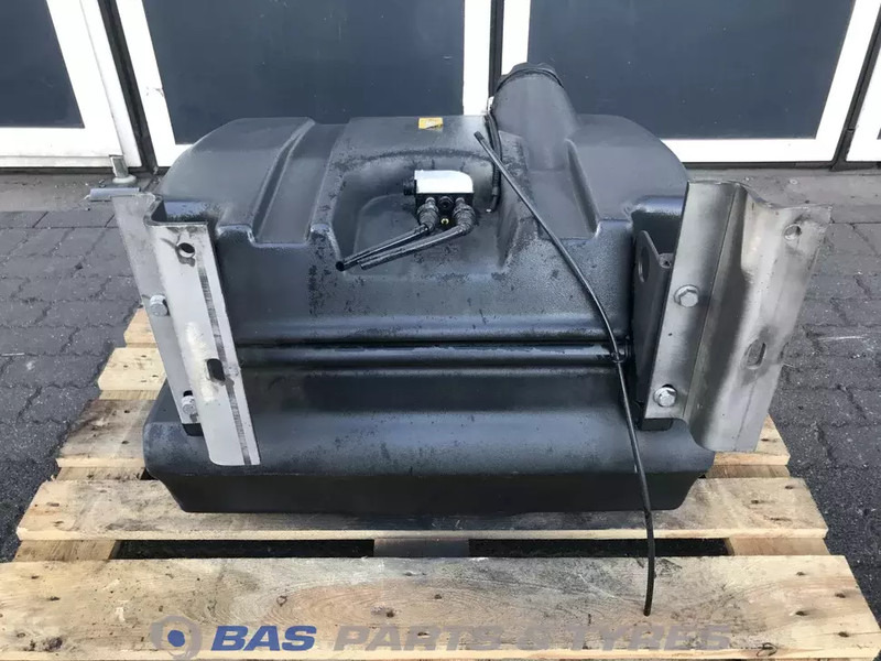 Renault Brandstoftank Renault 130 Liter G0000194 - Fuel tank for Truck: picture 4 Renault Brandstoftank Renault 130 Liter G0000194 - Fuel tank for Truck: picture 4