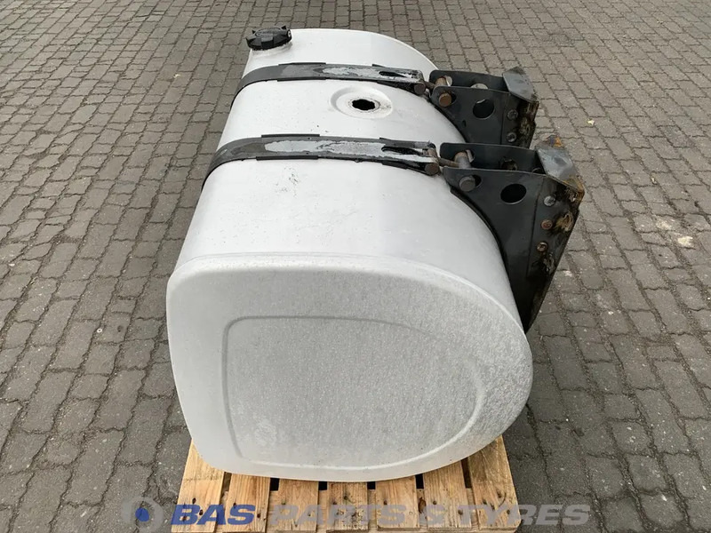 Renault Brandstoftank Renault 315 Liter G0000111 - Fuel tank for Truck: picture 2 Renault Brandstoftank Renault 315 Liter G0000111 - Fuel tank for Truck: picture 2