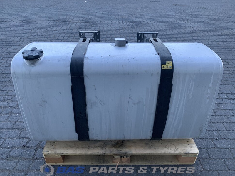 Renault Brandstoftank Renault 530 Liter G0000126 - Fuel tank for Truck: picture 1 Renault Brandstoftank Renault 530 Liter G0000126 - Fuel tank for Truck: picture 1