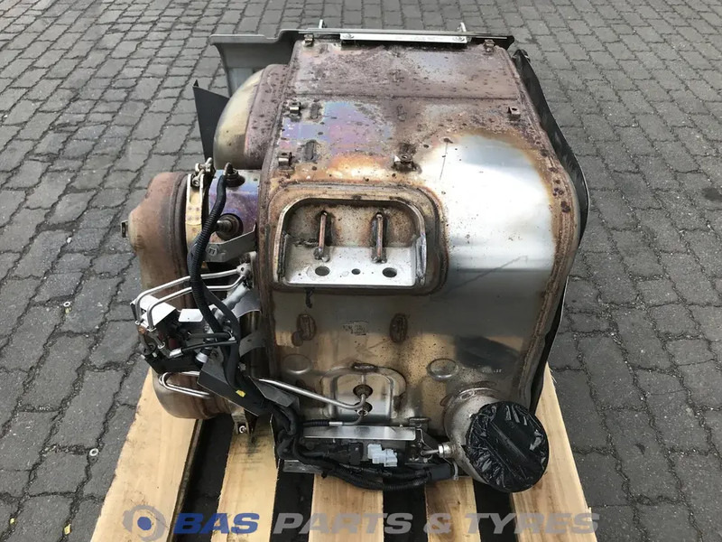 Renault - Muffler for Truck: picture 2 Renault - Muffler for Truck: picture 2
