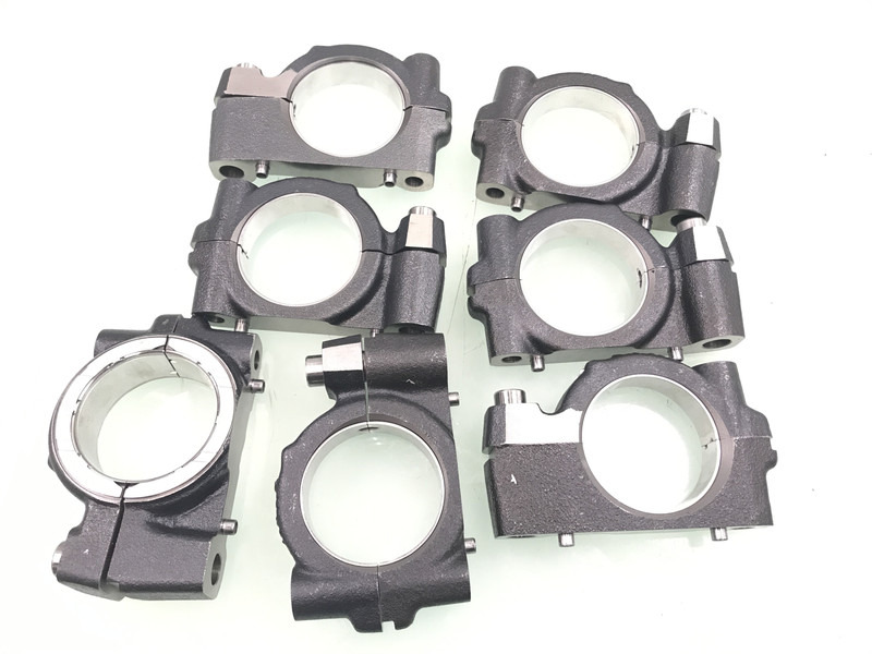 Renault PREMIUM Nokkenas lagerset Renault 7420411303 - Camshaft for Truck: picture 1 Renault PREMIUM Nokkenas lagerset Renault 7420411303 - Camshaft for Truck: picture 1