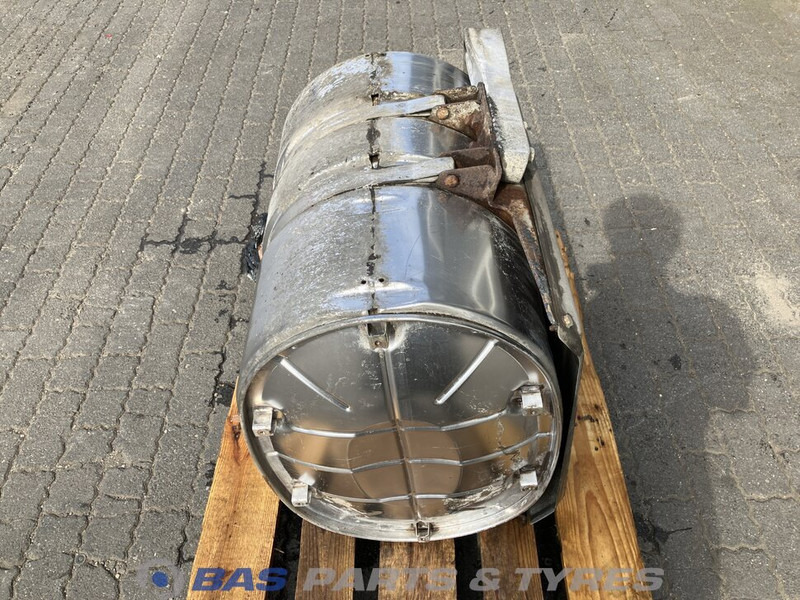 Renault Premium Euro 4-5 Uitlaatdemper Renault 7420899867 - Muffler for Truck: picture 1 Renault Premium Euro 4-5 Uitlaatdemper Renault 7420899867 - Muffler for Truck: picture 1