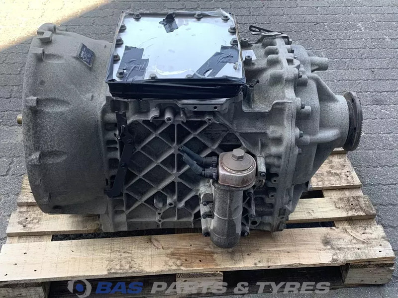 Renault T-Serie - Gearbox for Truck: picture 1 Renault T-Serie - Gearbox for Truck: picture 1