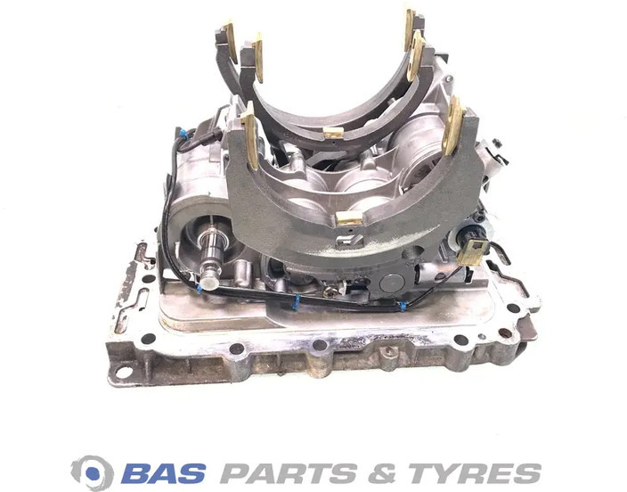 Renault Versnellingsbakdeksel Renault 7421244590 - Gearbox for Truck: picture 4 Renault Versnellingsbakdeksel Renault 7421244590 - Gearbox for Truck: picture 4