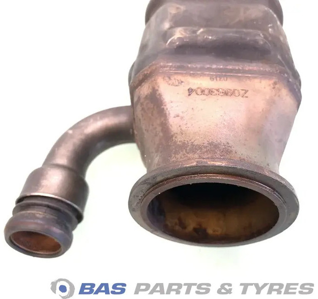 Scania EGR koeler Scania 2074600 - EGR cooler for Truck: picture 3 Scania EGR koeler Scania 2074600 - EGR cooler for Truck: picture 3