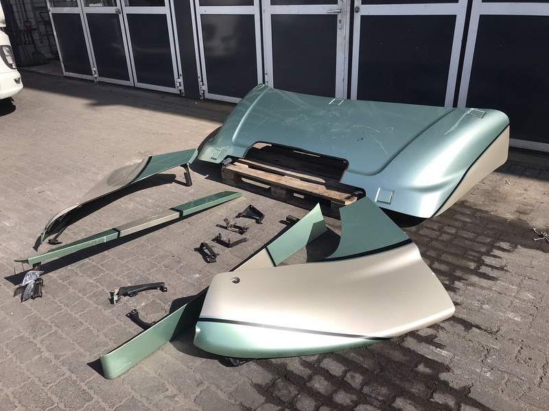 Scania R-Serie Spoilerset Scania CR-19 Highline L3H2 1757973 - Aerodynamics/ Spoiler for Truck: picture 2 Scania R-Serie Spoilerset Scania CR-19 Highline L3H2 1757973 - Aerodynamics/ Spoiler for Truck: picture 2