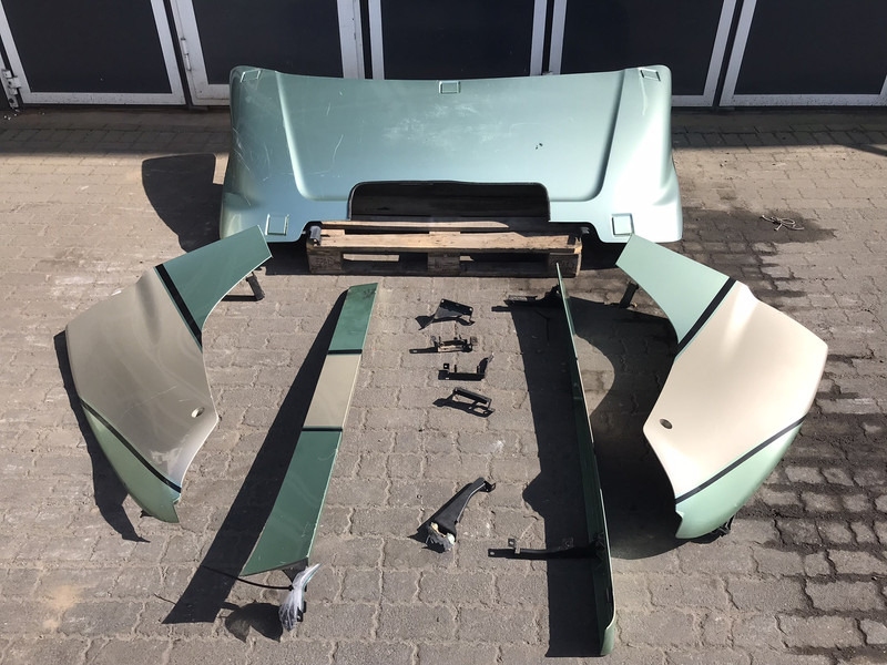 Scania R-Serie Spoilerset Scania CR-19 Highline L3H2 1757973 - Aerodynamics/ Spoiler for Truck: picture 1 Scania R-Serie Spoilerset Scania CR-19 Highline L3H2 1757973 - Aerodynamics/ Spoiler for Truck: picture 1