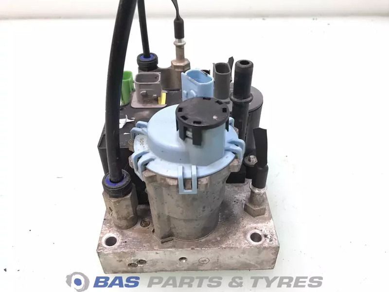 Renault AdBlue pomp Renault 7421679299 - Spare parts for Truck: picture 4 Renault AdBlue pomp Renault 7421679299 - Spare parts for Truck: picture 4