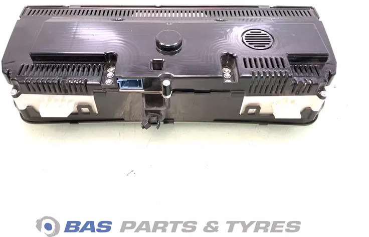 Volvo FH4 Instrumentenpaneel Volvo 21589170 - Dashboard for Truck: picture 2 Volvo FH4 Instrumentenpaneel Volvo 21589170 - Dashboard for Truck: picture 2