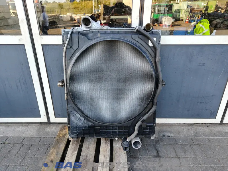 Volvo FH4 - Radiator for Truck: picture 3 Volvo FH4 - Radiator for Truck: picture 3