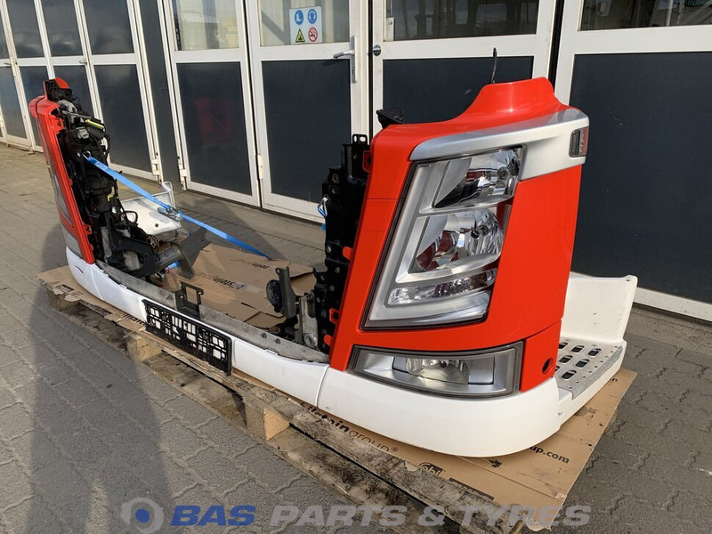 Volvo FH4 - Bumper for Truck: picture 2 Volvo FH4 - Bumper for Truck: picture 2