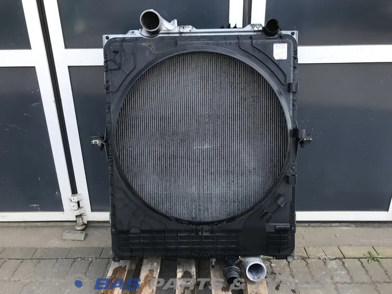 Volvo FH4 - Radiator for Truck: picture 1 Volvo FH4 - Radiator for Truck: picture 1
