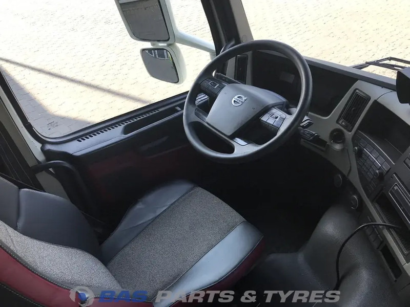 Volvo FM4 - Cab and interior for Truck: picture 5 Volvo FM4 - Cab and interior for Truck: picture 5