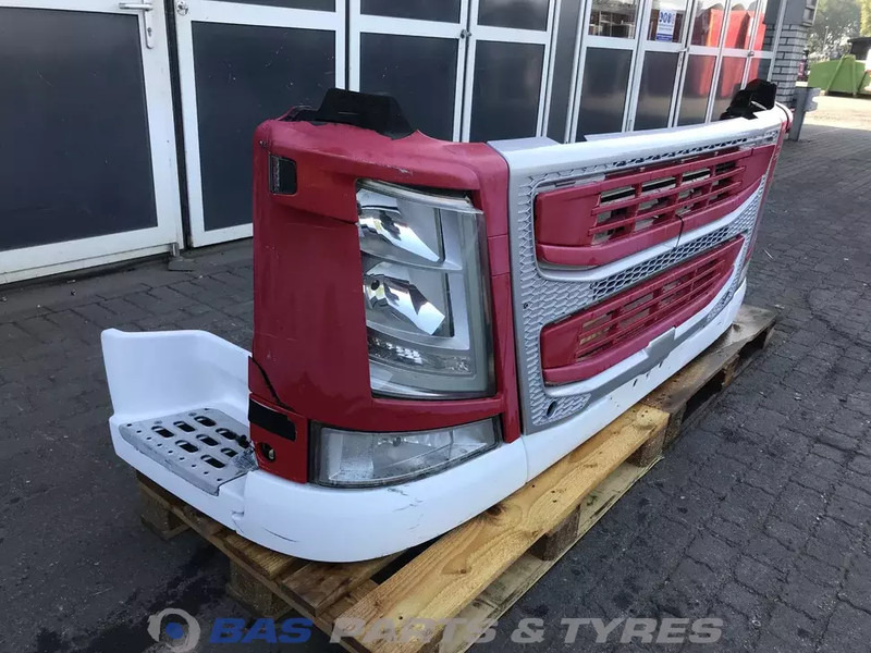 Volvo FM4 - Bumper for Truck: picture 3 Volvo FM4 - Bumper for Truck: picture 3