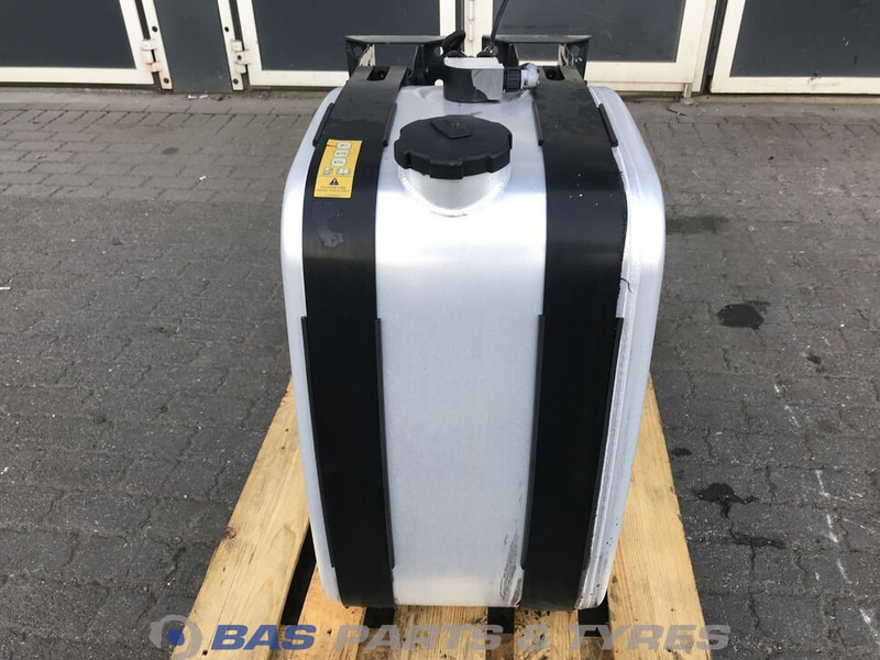 Volvo - Fuel tank for Truck: picture 1 Volvo - Fuel tank for Truck: picture 1