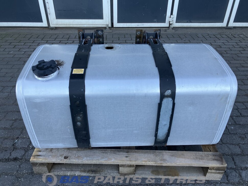 Volvo - Fuel tank for Truck: picture 1 Volvo - Fuel tank for Truck: picture 1