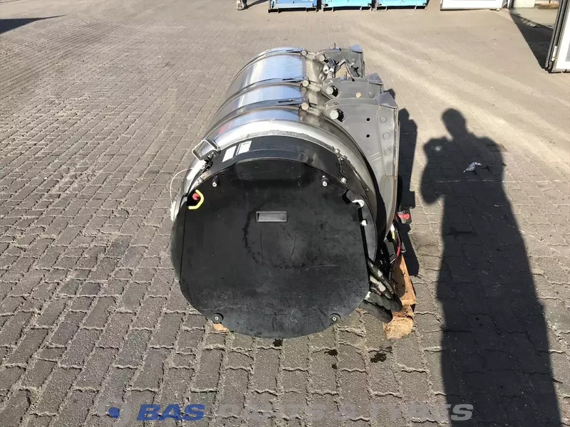 Volvo - Fuel tank for Truck: picture 2 Volvo - Fuel tank for Truck: picture 2