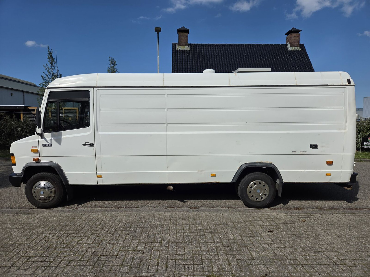 Mercedes-Benz 711D Vario Ecovan (1986) gesloten bestelwagen - Panel van: picture 5 Mercedes-Benz 711D Vario Ecovan (1986) gesloten bestelwagen - Panel van: picture 5