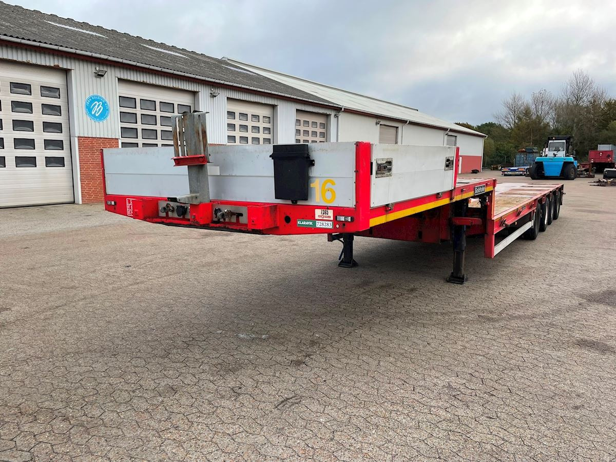 Goldhofer STN-L 4 - Dropside/ Flatbed semi-trailer: picture 4 Goldhofer STN-L 4 - Dropside/ Flatbed semi-trailer: picture 4