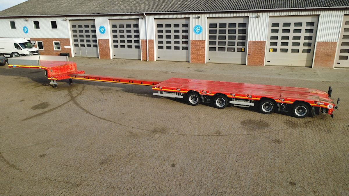 Goldhofer STN-L 4 Stepstar - Dropside/ Flatbed semi-trailer: picture 4 Goldhofer STN-L 4 Stepstar - Dropside/ Flatbed semi-trailer: picture 4