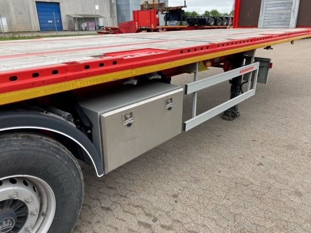 Dropside/ Flatbed semi-trailer Kässbohrer ligeud uden sider: picture 12