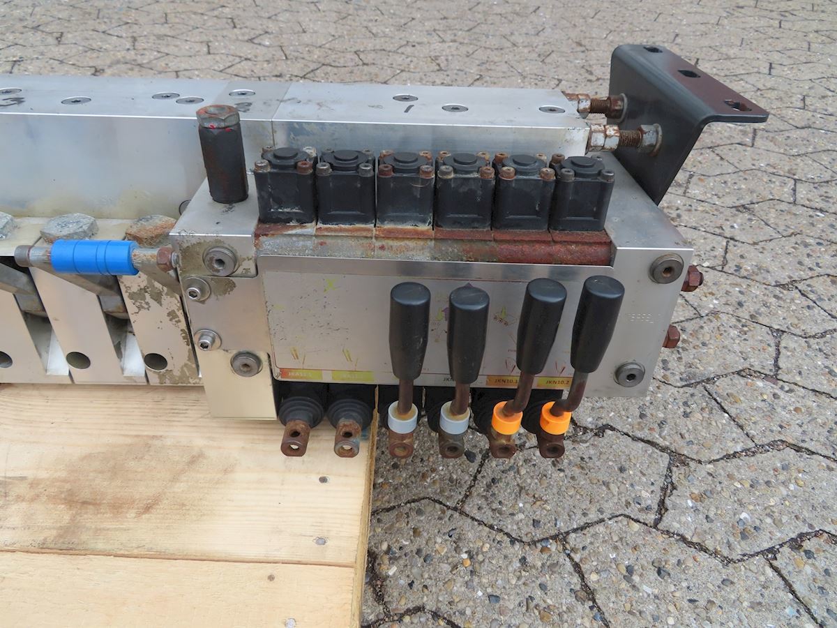 Goldhofer Bejeningsblok t. uni-svanehals - Spare parts for Trailer: picture 2 Goldhofer Bejeningsblok t. uni-svanehals - Spare parts for Trailer: picture 2