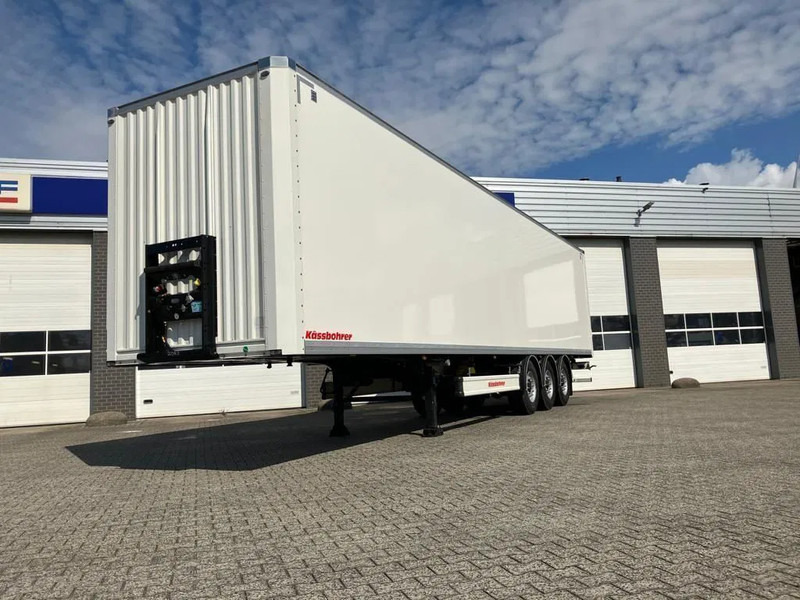 Kässbohrer SBT / 20 - 12 / 27 - Gesloten oplegger met 2x liftassen - Closed box semi-trailer: picture 3 Kässbohrer SBT / 20 - 12 / 27 - Gesloten oplegger met 2x liftassen - Closed box semi-trailer: picture 3