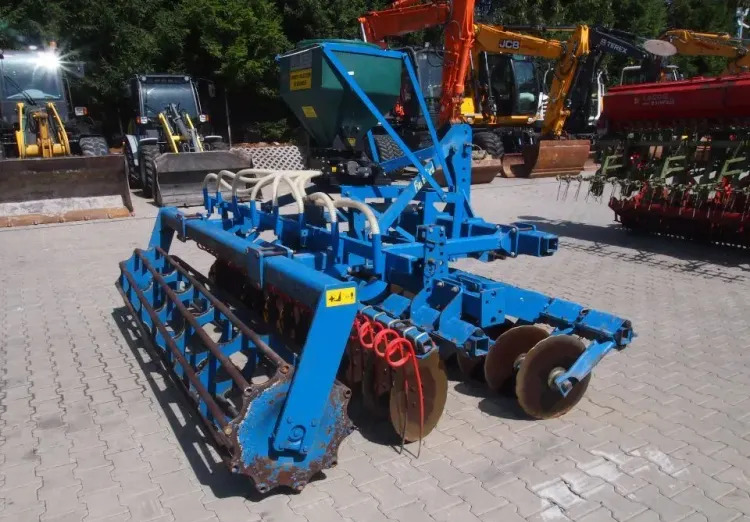 Agregat uprawowo-siewny Rabe Werk 2011 3m brona talerzowa z siewnikiem do poplonów - Combine seed drill: picture 5 Agregat uprawowo-siewny Rabe Werk 2011 3m brona talerzowa z siewnikiem do poplonów - Combine seed drill: picture 5