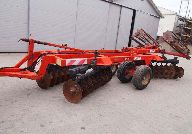 Brona talerzowa GREGOIRE-BESSON talerzówka 3,5m Brona talerzowa 3,5m z wałem - Disc harrow: picture 3 Brona talerzowa GREGOIRE-BESSON talerzówka 3,5m Brona talerzowa 3,5m z wałem - Disc harrow: picture 3
